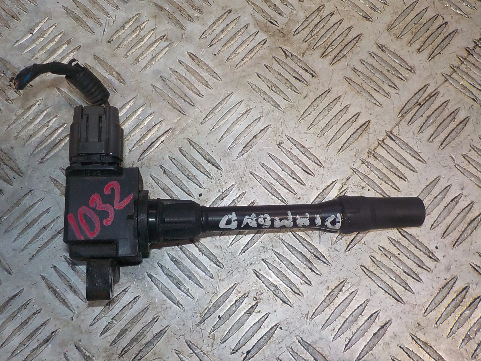 фото Mitsubishi Diamante Катушка зажигания 1995-2004 от нашего магазина