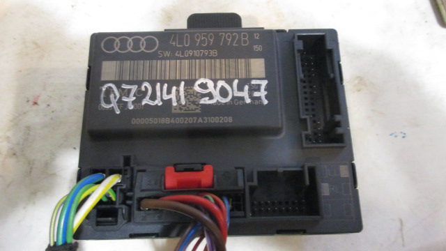 фото Audi Q7 Блок комфорта 2005-2015 от нашего магазина
