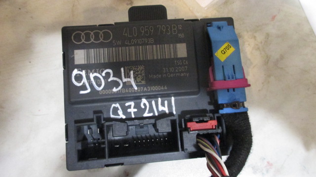 фото Audi Q7 Блок комфорта 2005-2015 от нашего магазина