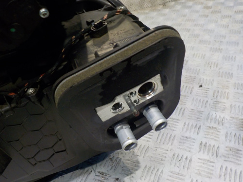 фото Mercedes ML W164 Корпус отопителя 2005-2011