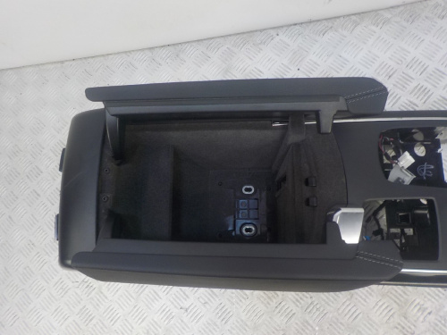 фото Mercedes GLS X166 Подлокотник 2012-