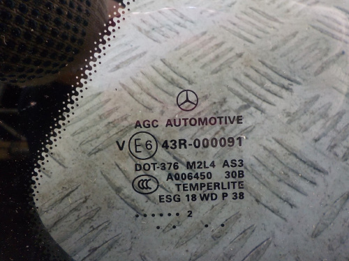 фото Mercedes ML GLE W166 Стекло двери задней правой (форточка) 2011-2018