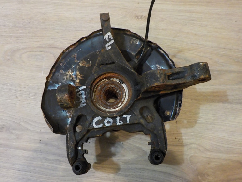 фото Mitsubishi Colt Кулак поворотный передний левый 2003-2012