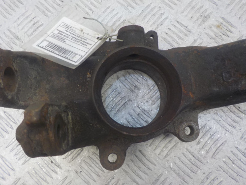 фото VW Passat B5 Кулак поворотный передний правый 1996-2005