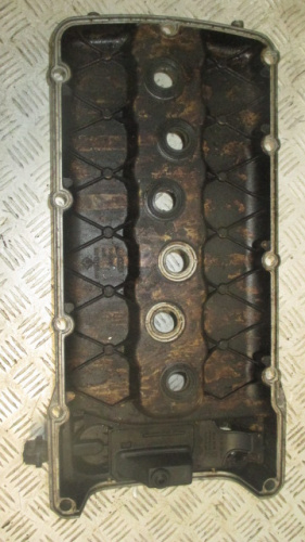 фото VW Transporter T5 Крышка головки блока (клапанная) 3.2 2003-