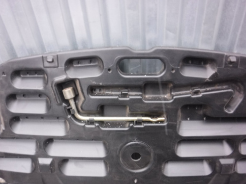фото Mazda Tribute Пол багажника 2001-2007