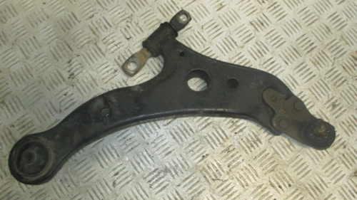 фото Toyota Camry V40 Рычаг передний правый 2006-2011