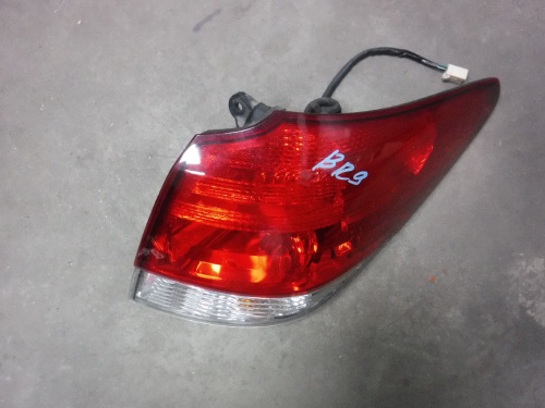 фото Subaru Legacy Outback B14 Фонарь задний наружный правый 2009-2015