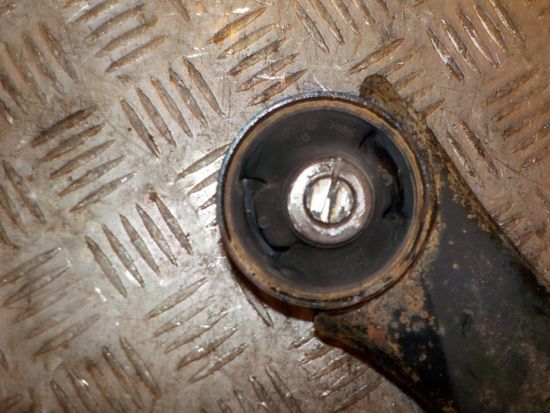 фото Kia Magentis Рычаг передний нижний правый 2000-2005