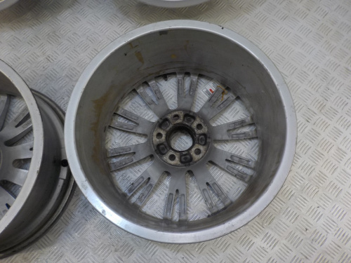 фото Audi A8 4H Диски колесные легкосплавные (к-кт) 4шт R18  5/112 Dia:66.6