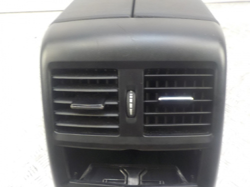 фото Mercedes GLS X166 Подлокотник 2012-