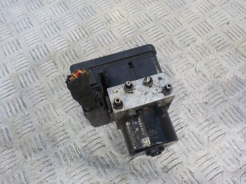 фото VW Golf 5 Plus Блок ABS (насос) 2005-2014