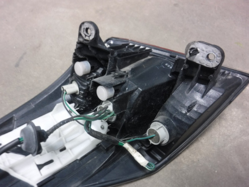фото Subaru Legacy Outback B14 Фонарь задний наружный правый 2009-2015