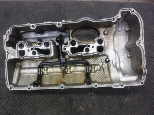 фото BMW X5 F15 Крышка головки блока (клапанная) 2013-2019