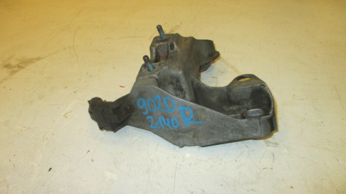 фото VW Passat B5 Кронштейн опоры двигателя правый 1996-2005