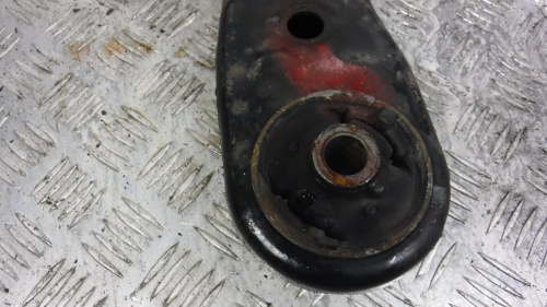 фото Toyota Auris E15 Рычаг передний правый 2006-2012