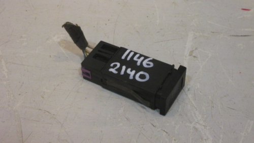 фото VW Passat B5 Кнопка обогрева заднего стекла 1996-2005