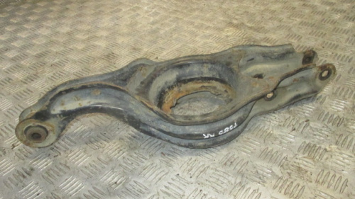 фото Honda Stepwgn Рычаг задний нижний правый 1996-2001