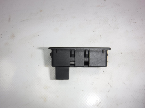 фото VW Volkswagen Touareg Кнопка открывания багажника 2010-2018